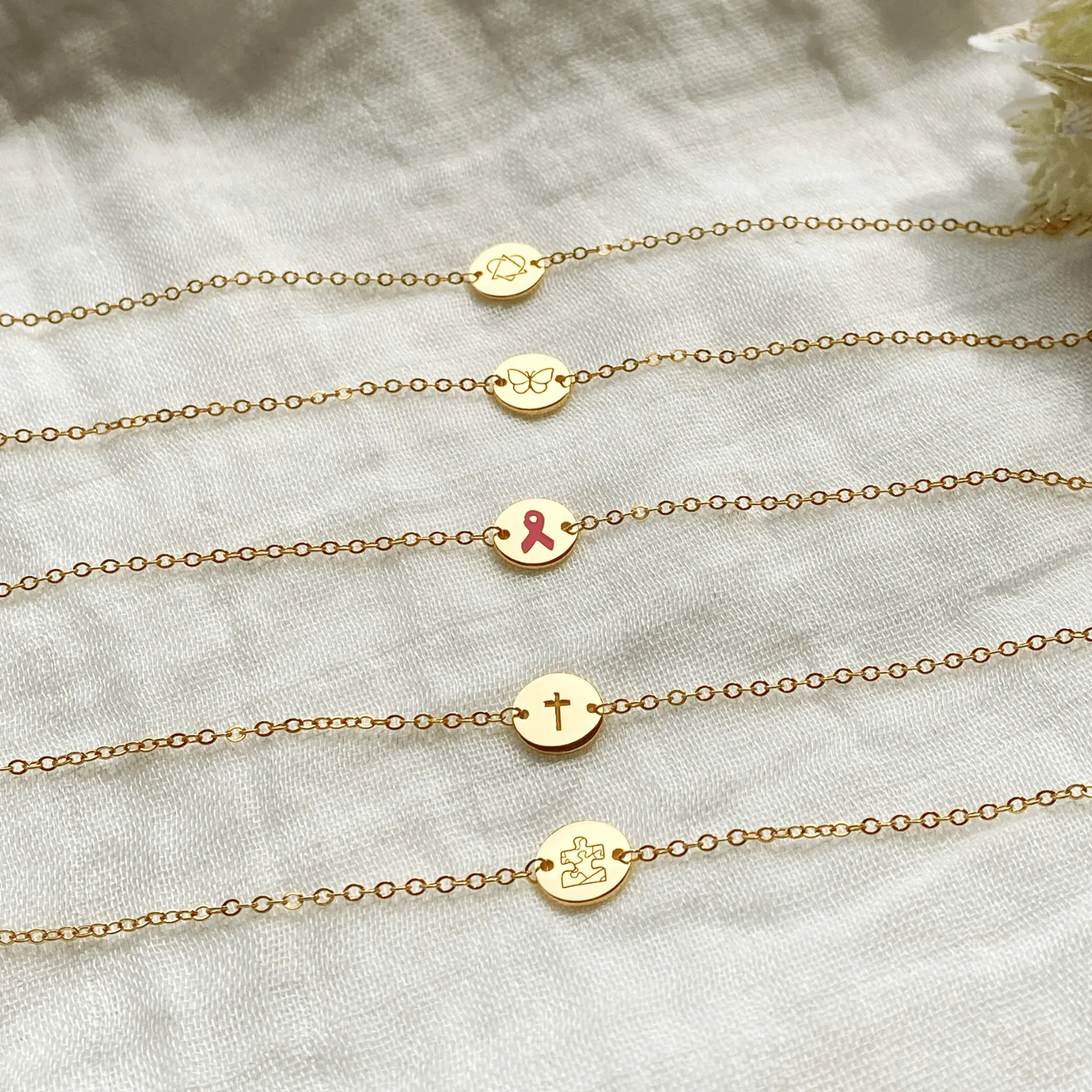 14k Gold Story Chain Bracelet