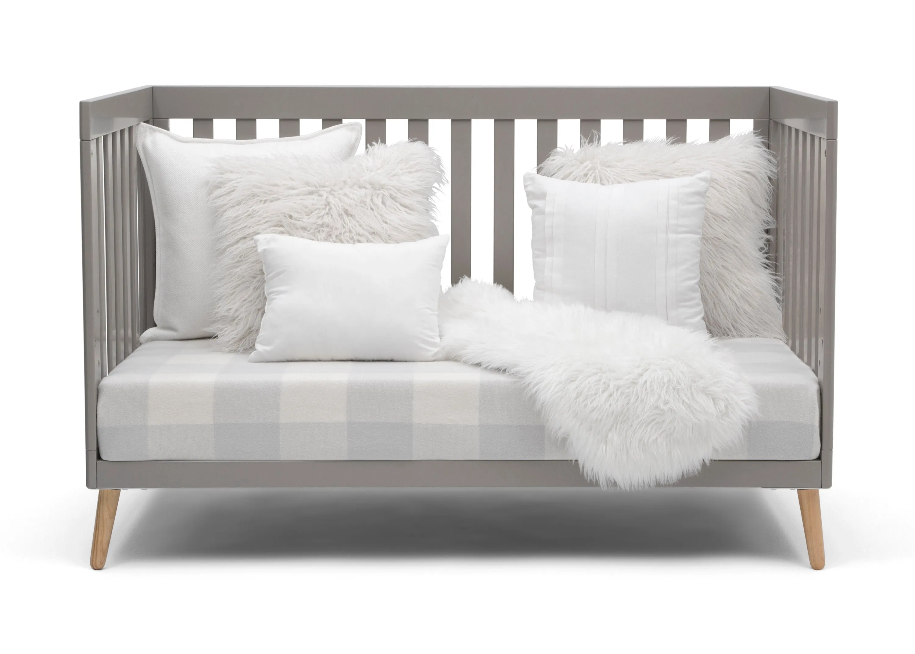 Essex 4-in-1 Convertible Crib