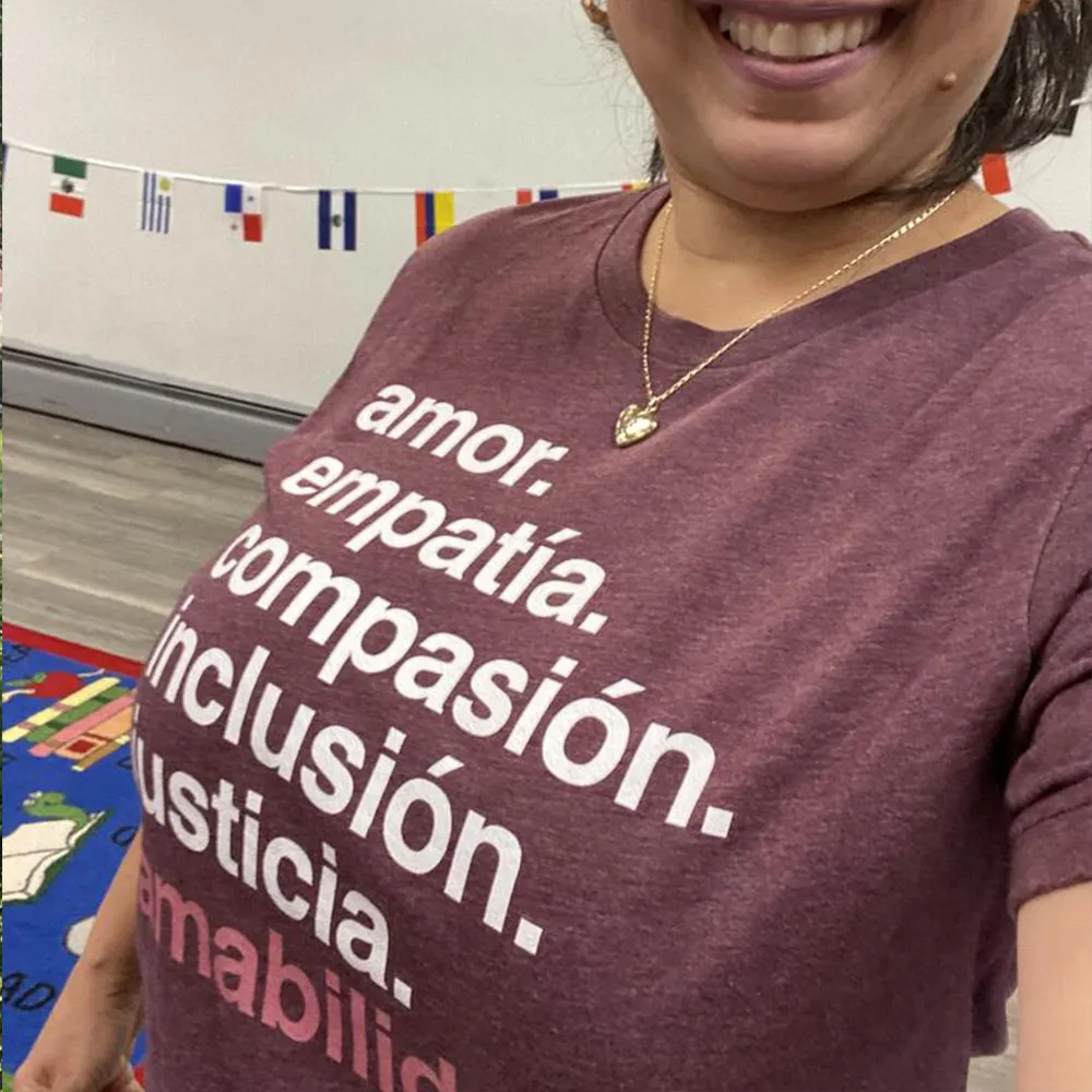 'Kindness is' en Espa?ol Classic Tee