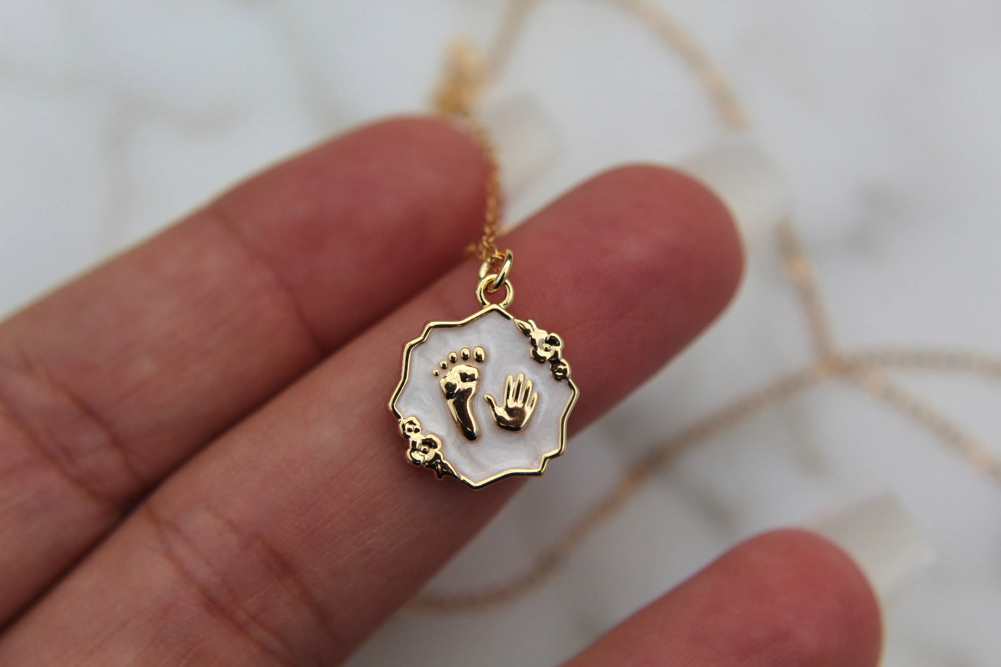 Remember me - Little Baby Necklace