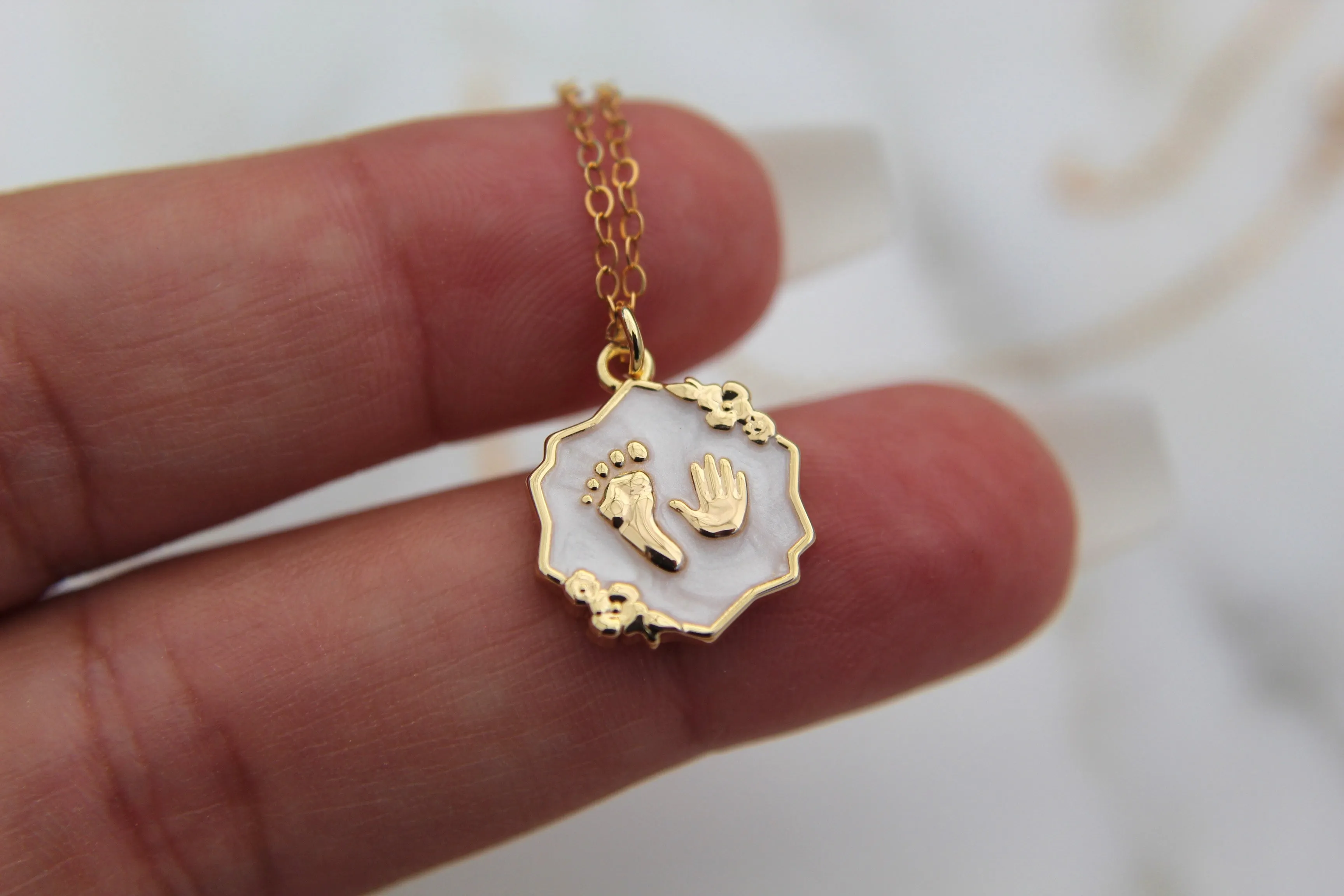 Remember me - Little Baby Necklace