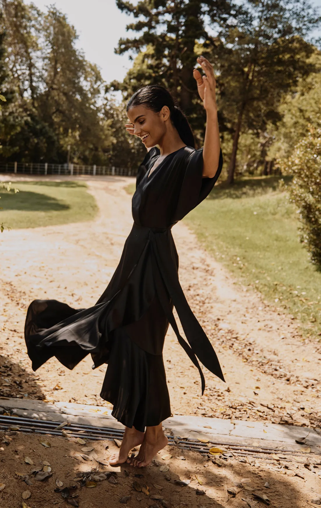 Seeker Cape Midi