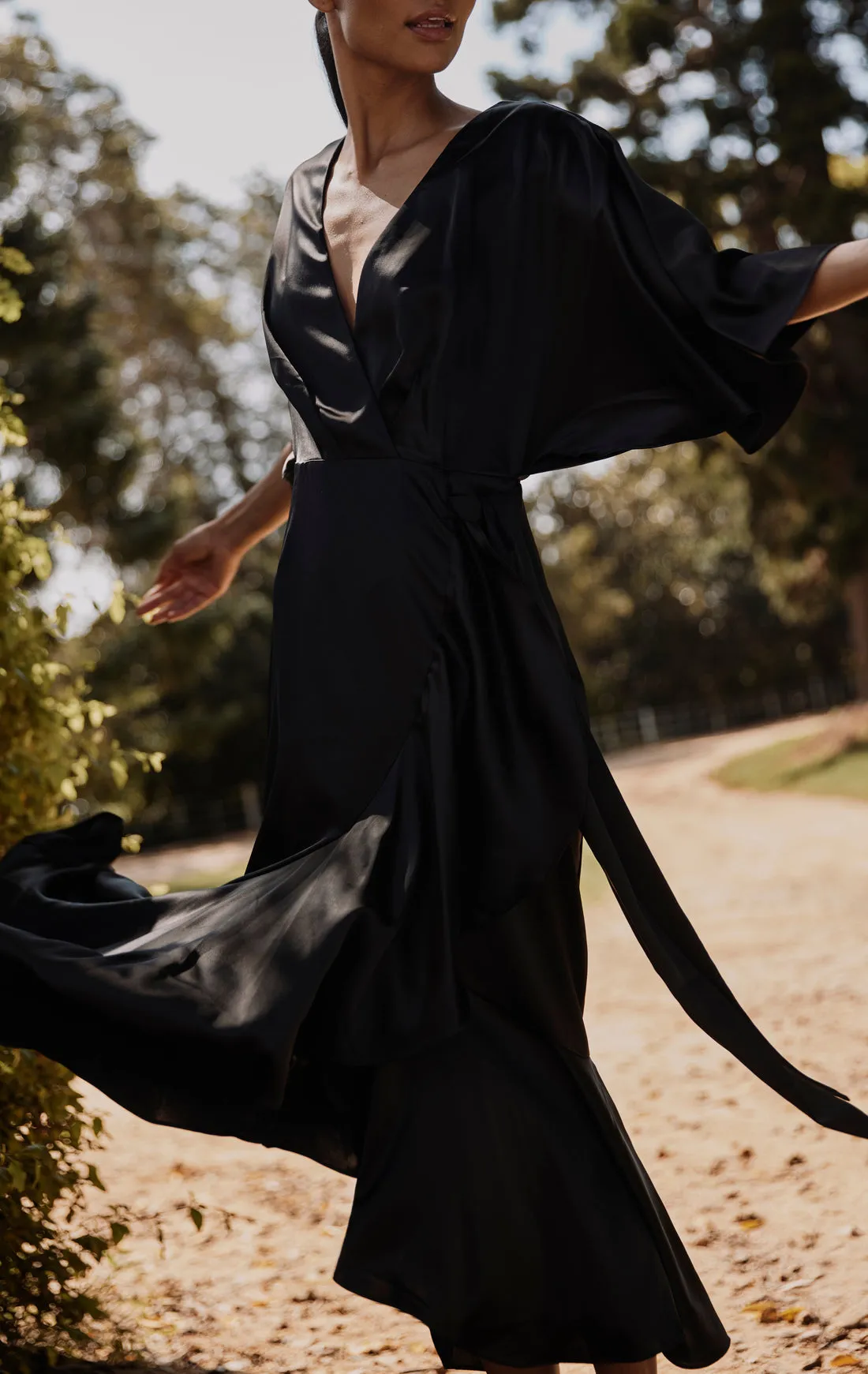 Seeker Cape Midi