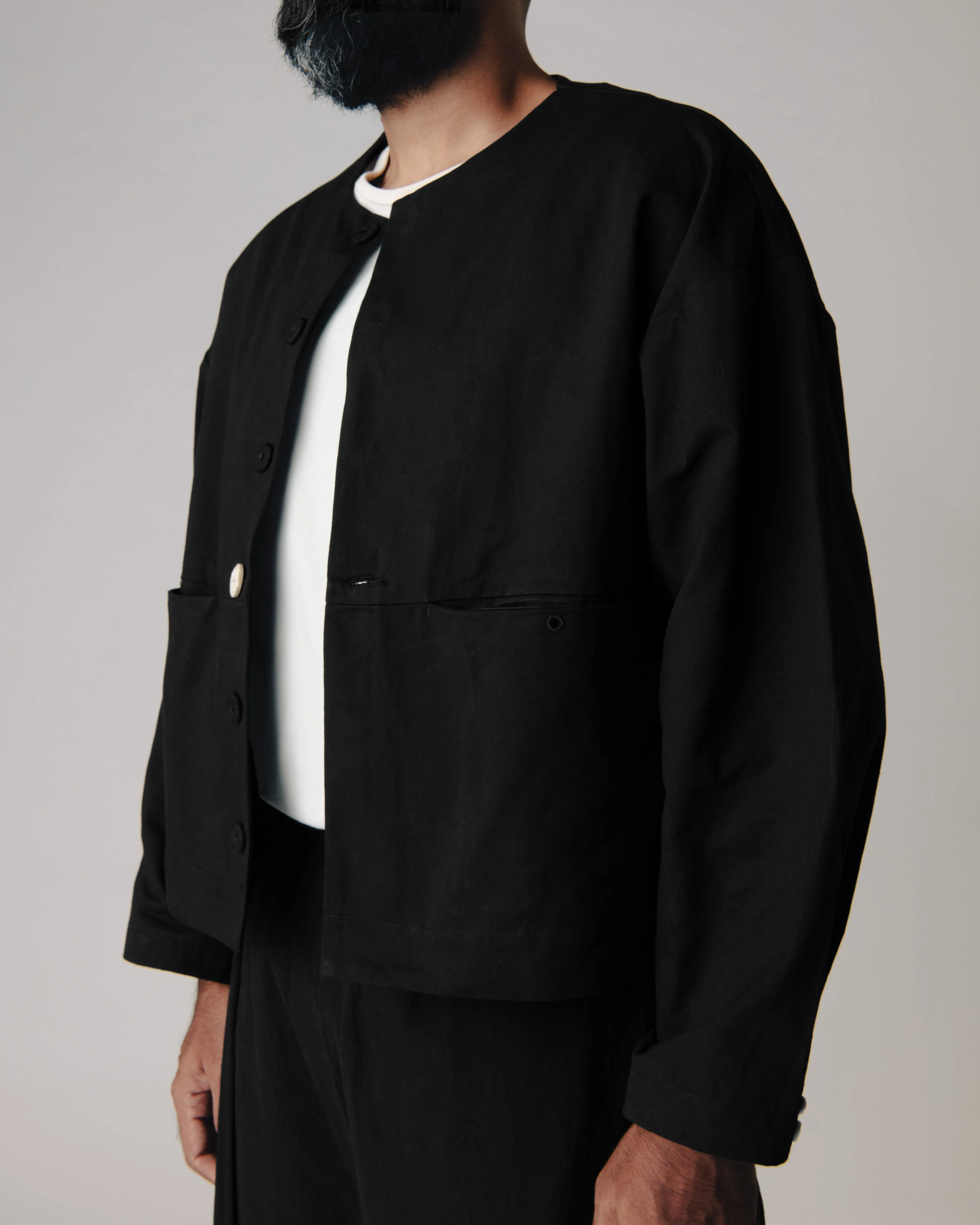 Unisex: The Cropped Jacket (Black)