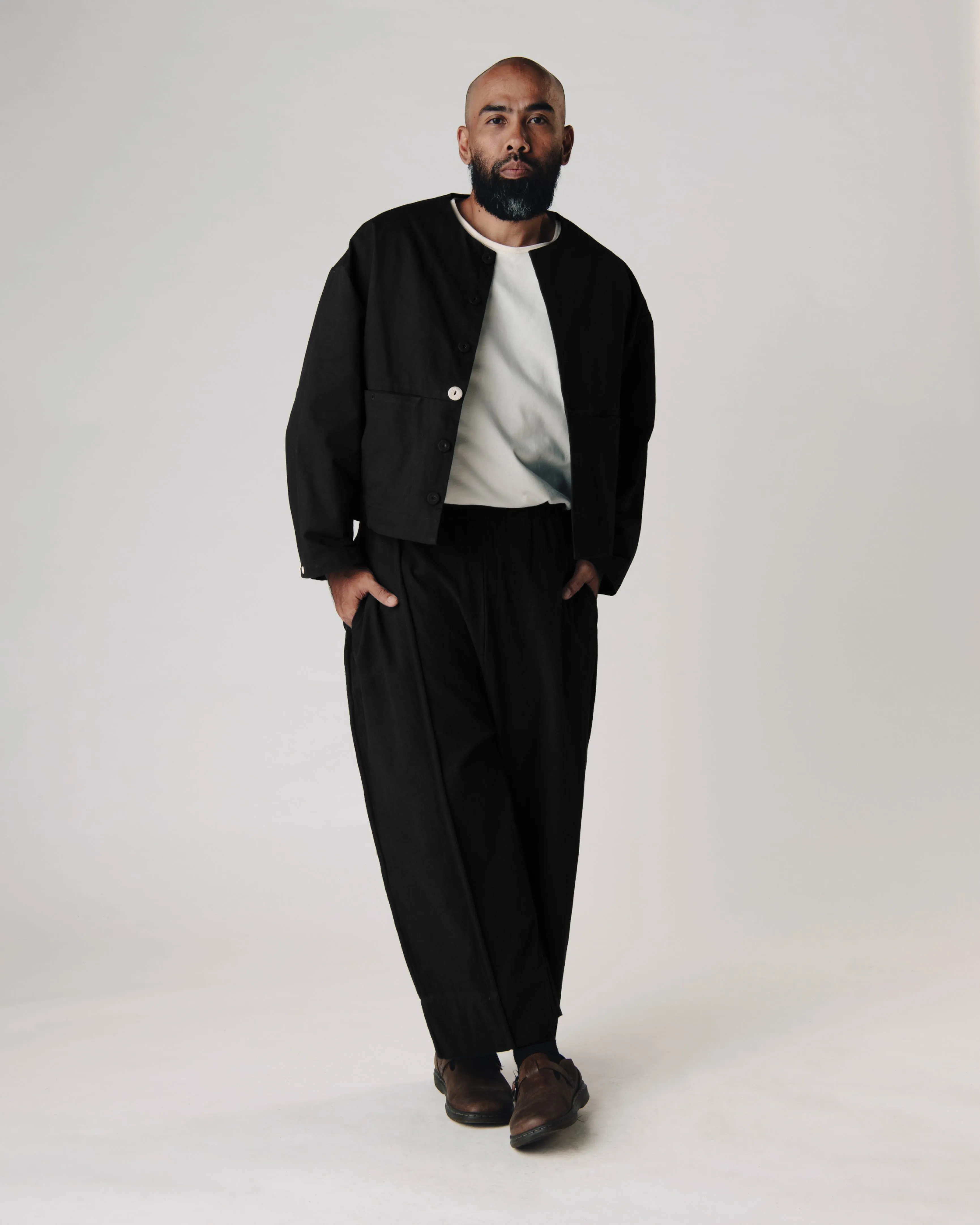Unisex: The Cropped Jacket (Black)